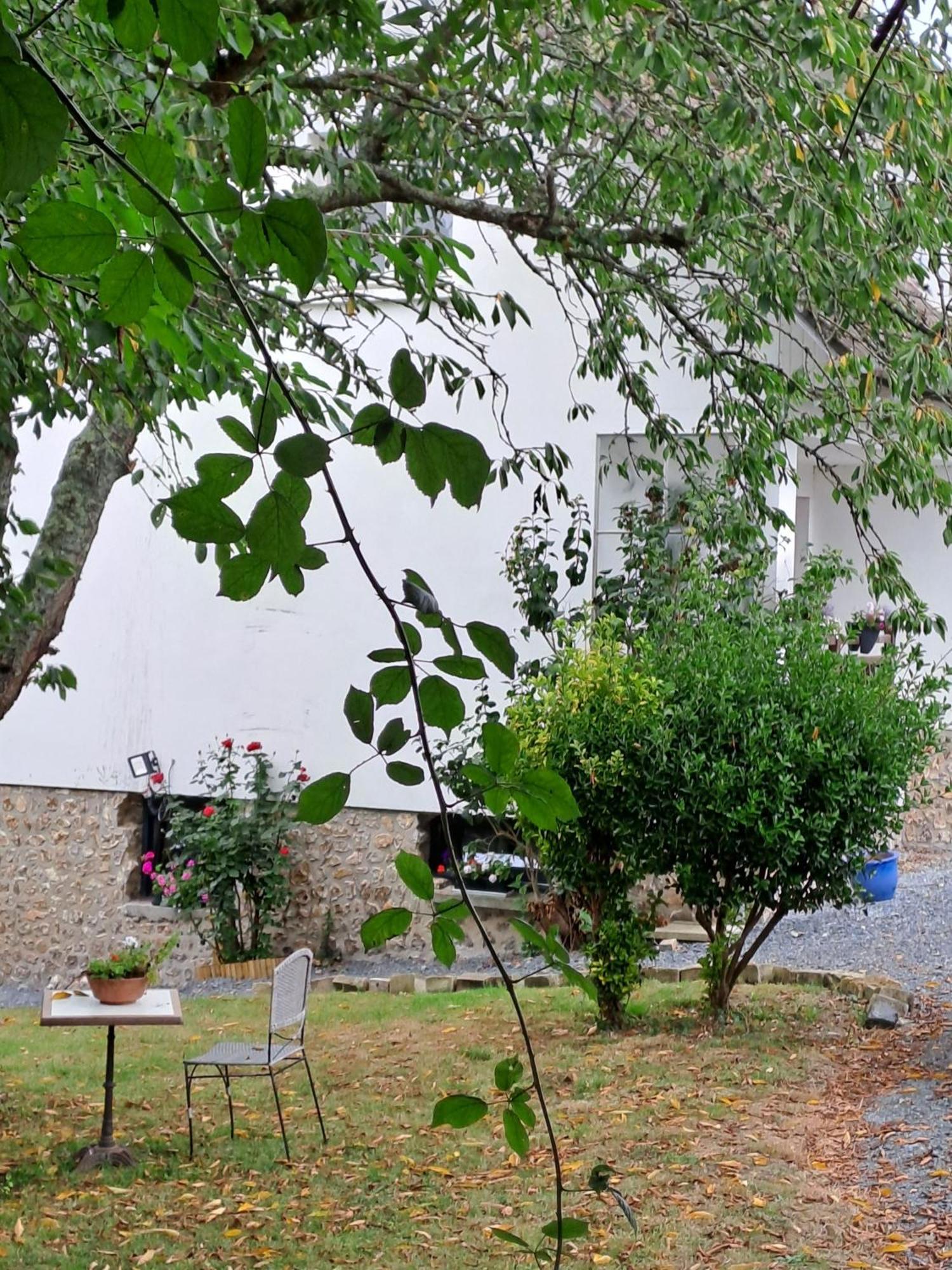 La Jufe Hotel Cormeilles  Exterior foto